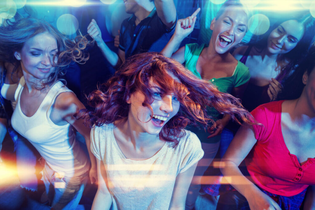 Freedom Gece Kulübü Lefkoşa Gece Kulüpleri  